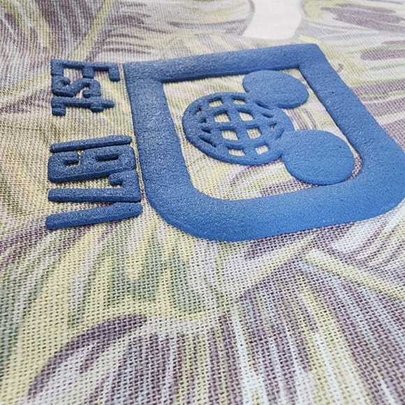 Disney Tropical Spirit Jersey Button Up - M - Picture 5 of 11